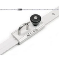 Nesling Rails Met Oog